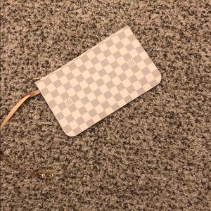 Louis Vuitton Pochette